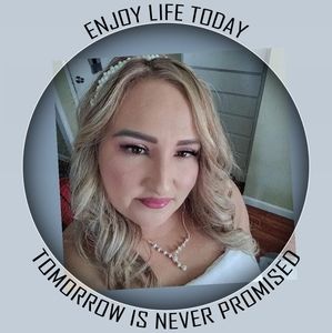 Meet your Posher, Sebrina